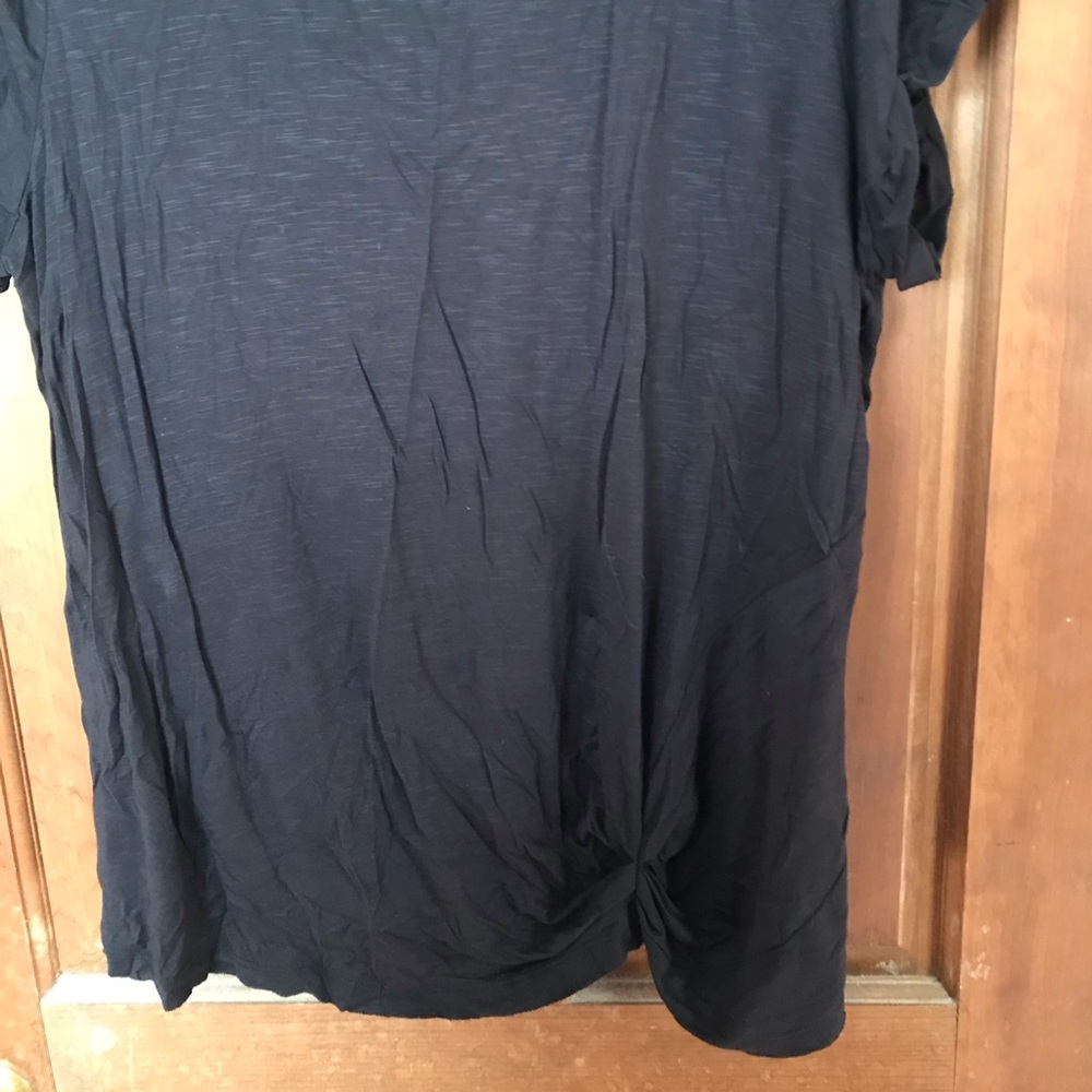 Soft black tee - Picture 3 of 4